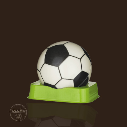 czekoladowa piłka nożna, piłka nożna z białej czekolady, piłka dla sportowca, czekoladowa piłka, czekoladowa piłeczka, upominek dla chłopaka, czekoladki dla chłopaka, czekoladowy gadżet, gadżety dla sportowców, gadżety dla piłkarzy